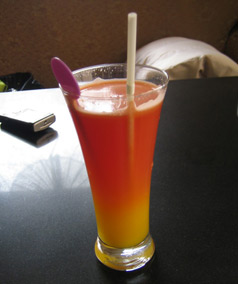 芒果双色果汁的自制方法